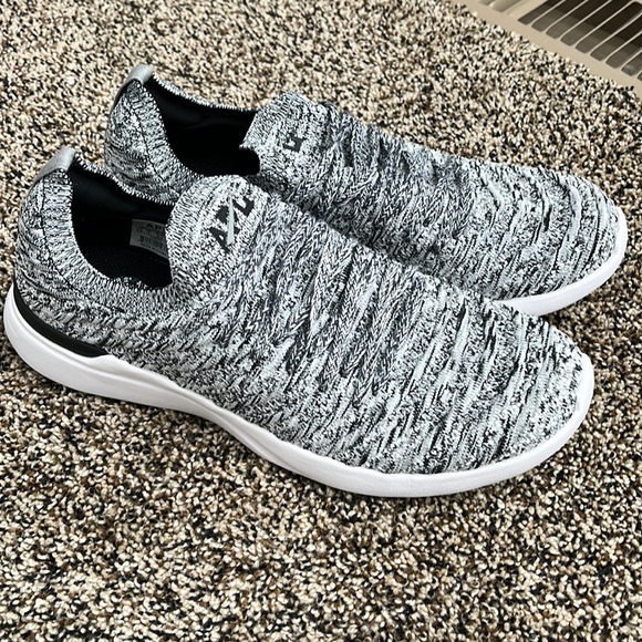 APL Shoes - APL Techloom Wave Heather Gray Sneaker, New